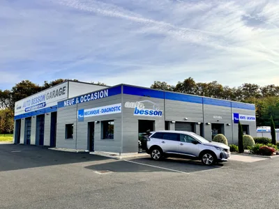 Devanture de Auto Besson - Vente - Location - Mécanique - Carrosserie - Peinture