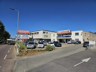 Devanture de GARAGE DE BALEONE