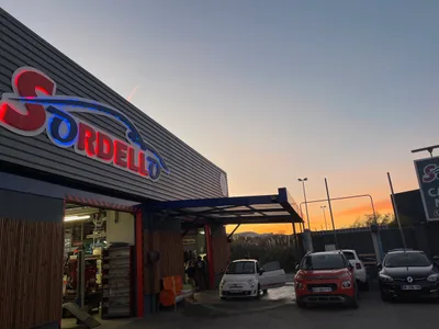 Devanture de Carrosserie Sordello