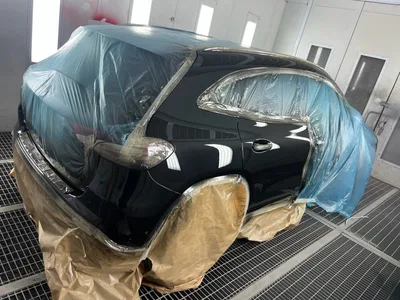 Devanture de CARROSSERIE PRES D’ARÈNES DMT 34