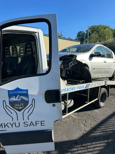 Devanture de MKYU SAFE