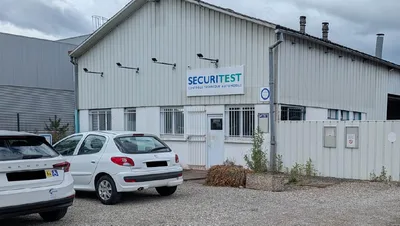 Devanture de Sécuritest Contrôle Technique Automobile Colmar Nord - Quartier Saint Leon