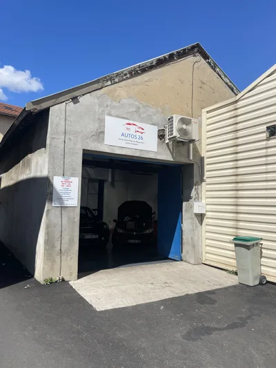 Devanture de Autos26