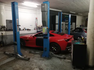 Devanture de AUTO 06FR