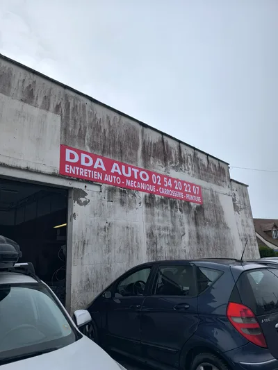 Devanture de DDA autos