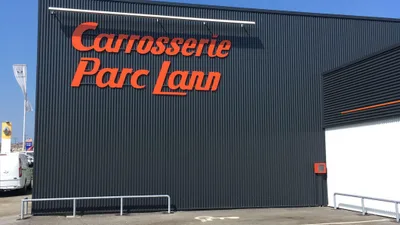 Devanture de Carrosserie Parc Lann CPL