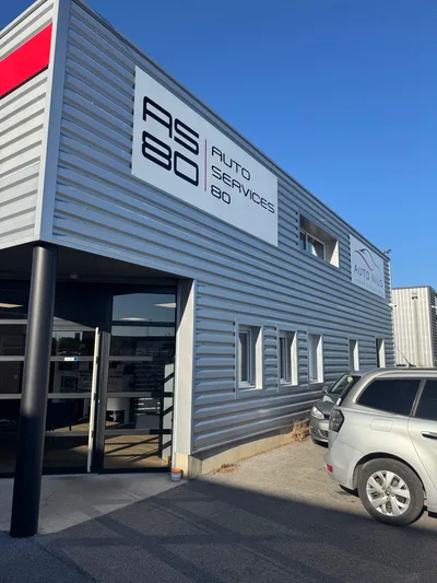 Devanture de Auto Services 80