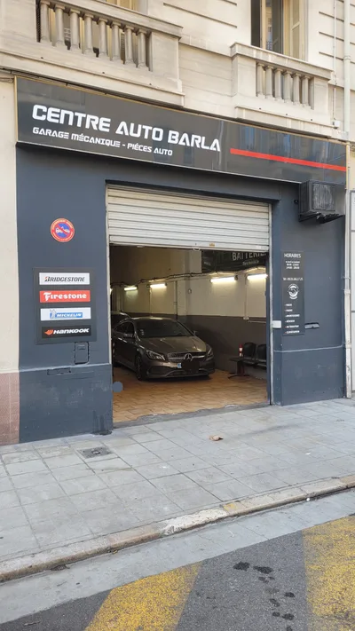 Devanture de CENTRE AUTO BARLA