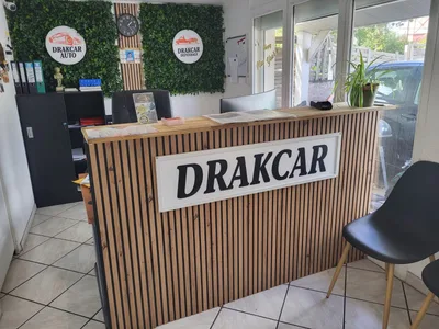 Devanture de Drakcar Auto