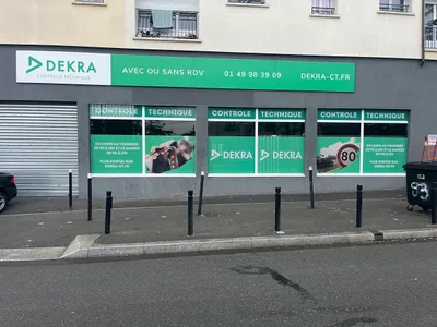 Devanture de DEKRA contrôle technique Pierrefitte-sur-Seine