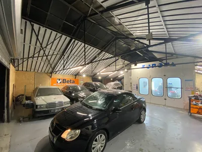 Devanture de CARROSSERIE NCR CARS