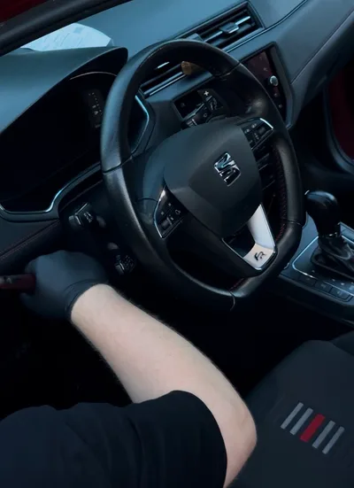 Devanture de Nancy Lave-Auto