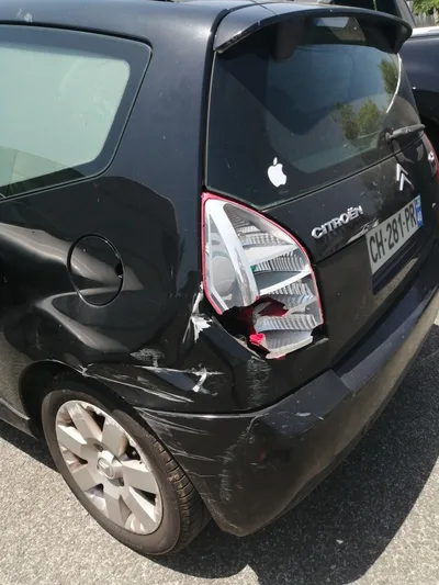 Devanture de Carrosserie Santos