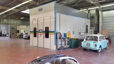 Devanture de Garage des Carmes