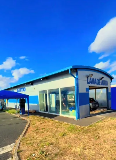 Devanture de 777 CARS & DETAILING