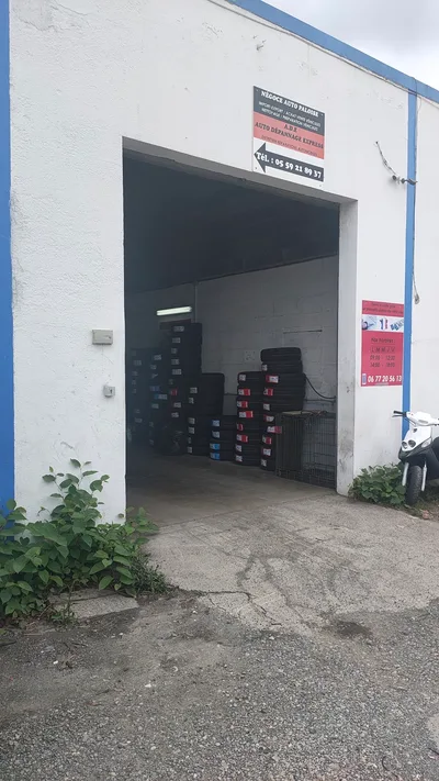 Devanture de Garage Négoce Auto Paloise