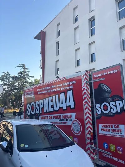 Devanture de sospneu44