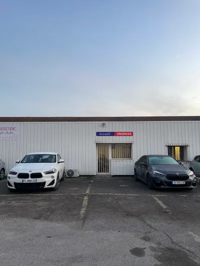 Devanture de Garage A.I.S.