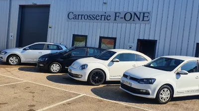 Devanture de Carrosserie F One