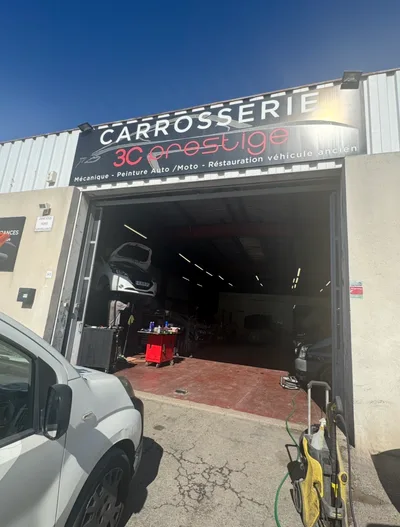 Devanture de Garage 3C Prestige