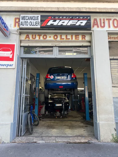 Devanture de Garage Ollier