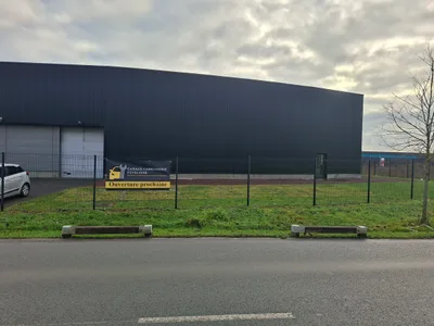 Devanture de Garage Carrosserie Pévéloise