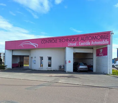 Devanture de CT Le Chateau d'Olonne Controle technique Automobile et Moto Les Sables d'Olonne