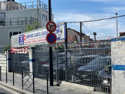 Devanture de STAR AUTOS