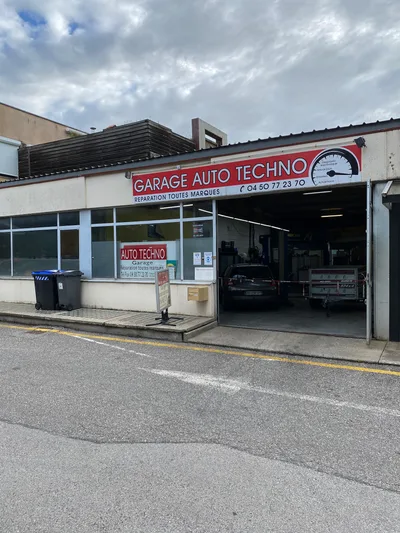 Devanture de Auto Techno