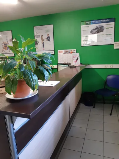 Devanture de Sécuritest Contrôle Technique Automobile AMIENS