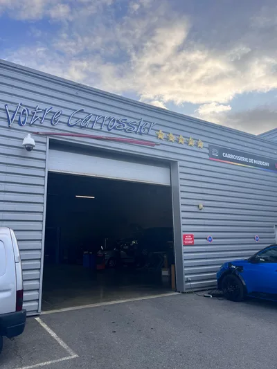 Devanture de CARROSSERIE DE MURIGNY