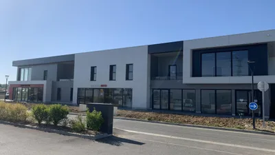 Devanture de Sun Glass Auto Tours