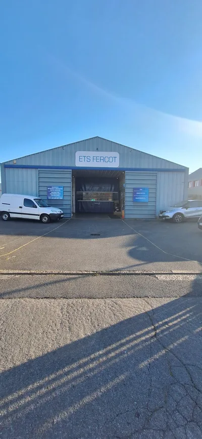 Devanture de GARAGE FERCOT