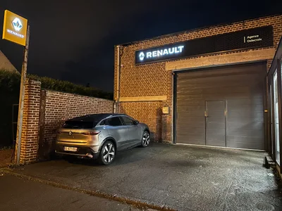 Devanture de Garage Delecroix