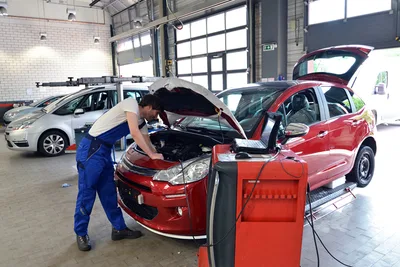 Devanture de M Perf Garage