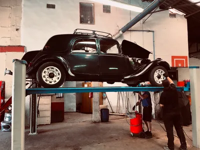 Devanture de Garage Trinquetaille Auto