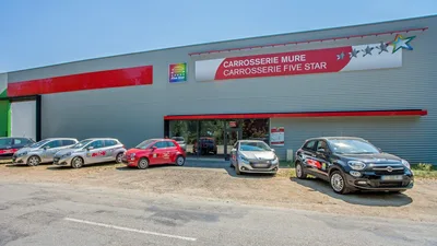 Devanture de Carrosserie Mure