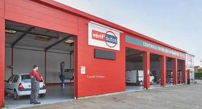 Devanture de Vérif'Autos Florange