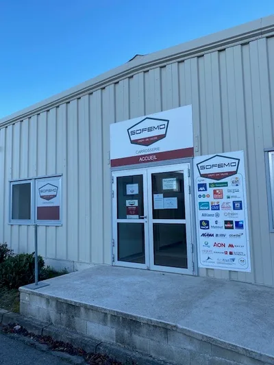 Devanture de Carrosserie SOFEMO Crépy en Valois