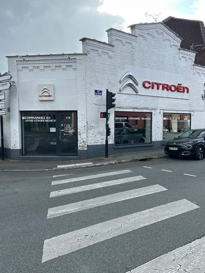 Devanture de Garage de la Justice