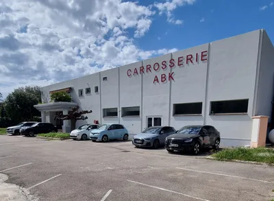 Devanture de Carrosserie ABK