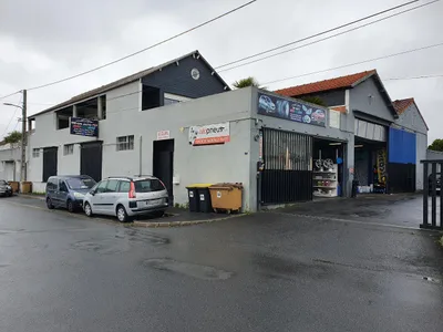 Devanture de Garage On Auto