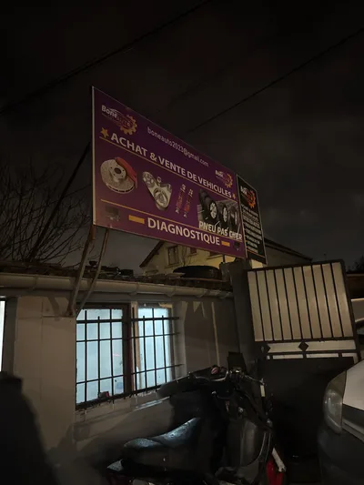 Devanture de Autos-pros