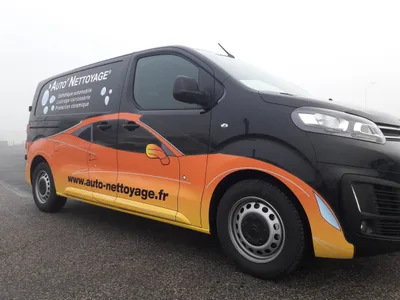 Devanture de Auto' Nettoyage 42