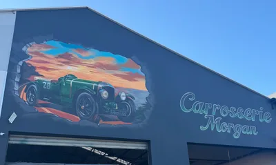 Devanture de Carrosserie Morgan