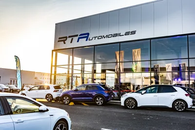 Devanture de RTA Automobiles