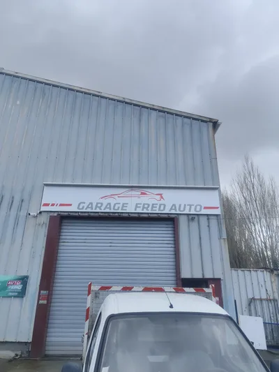 Devanture de Garage Fred auto Phalempin