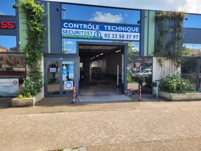 Devanture de Sécuritest Contrôle Technique Automobile LOUVIERS