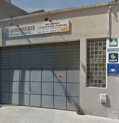 Devanture de Garage Olivier Berne