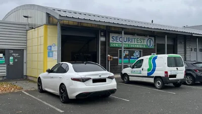 Devanture de Sécuritest Contrôle Technique Courcelles Les Lens